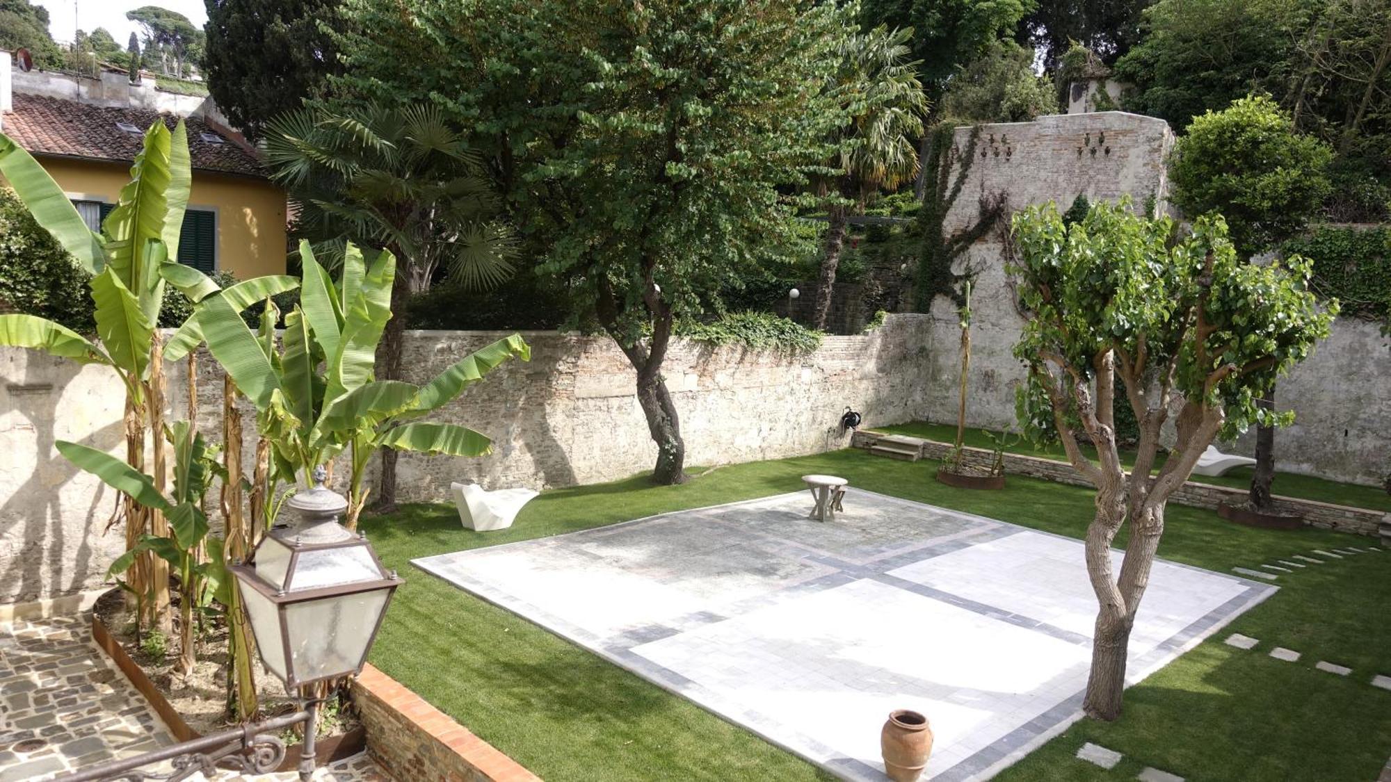 Numa Florence Palazzo San Niccolo ภายนอก รูปภาพ