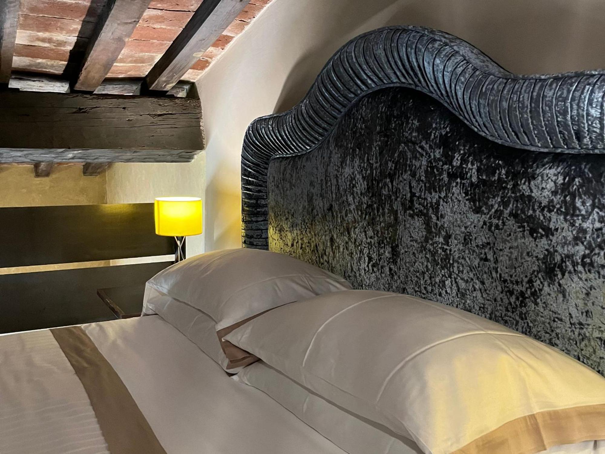 Numa Florence Palazzo San Niccolo ภายนอก รูปภาพ