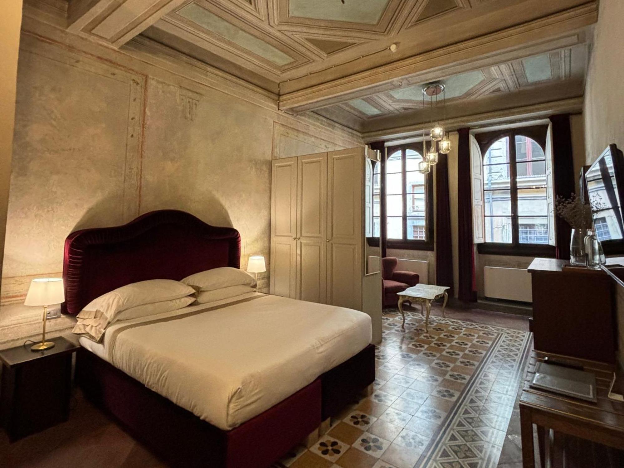 Numa Florence Palazzo San Niccolo ภายนอก รูปภาพ
